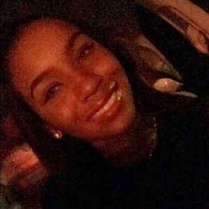 Meet your Posher, Milana